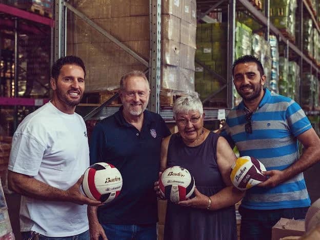 Unioni i Atletëve Amatorë nga ShBA ndihmon volejbollin kosovar